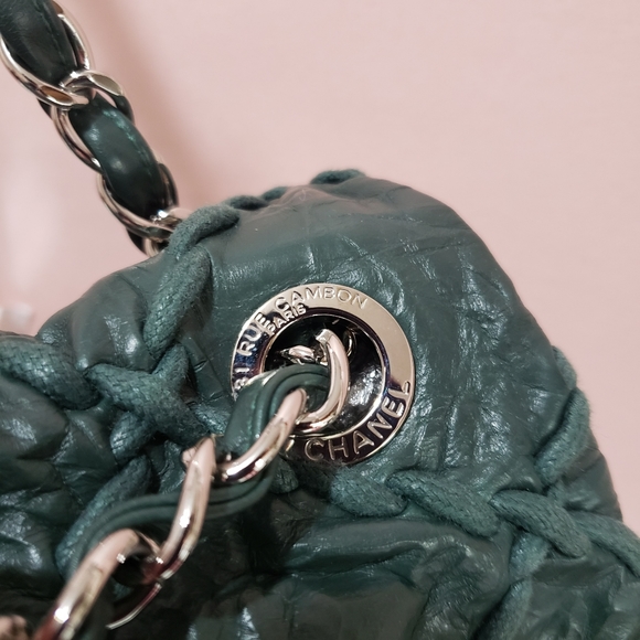 SOLD thank you! Auth Ultra stitch Jumbo Flap bag - Picture 14 of 16